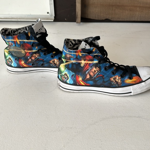 Chuck Taylor DC Comics - Picture 3 of 7
